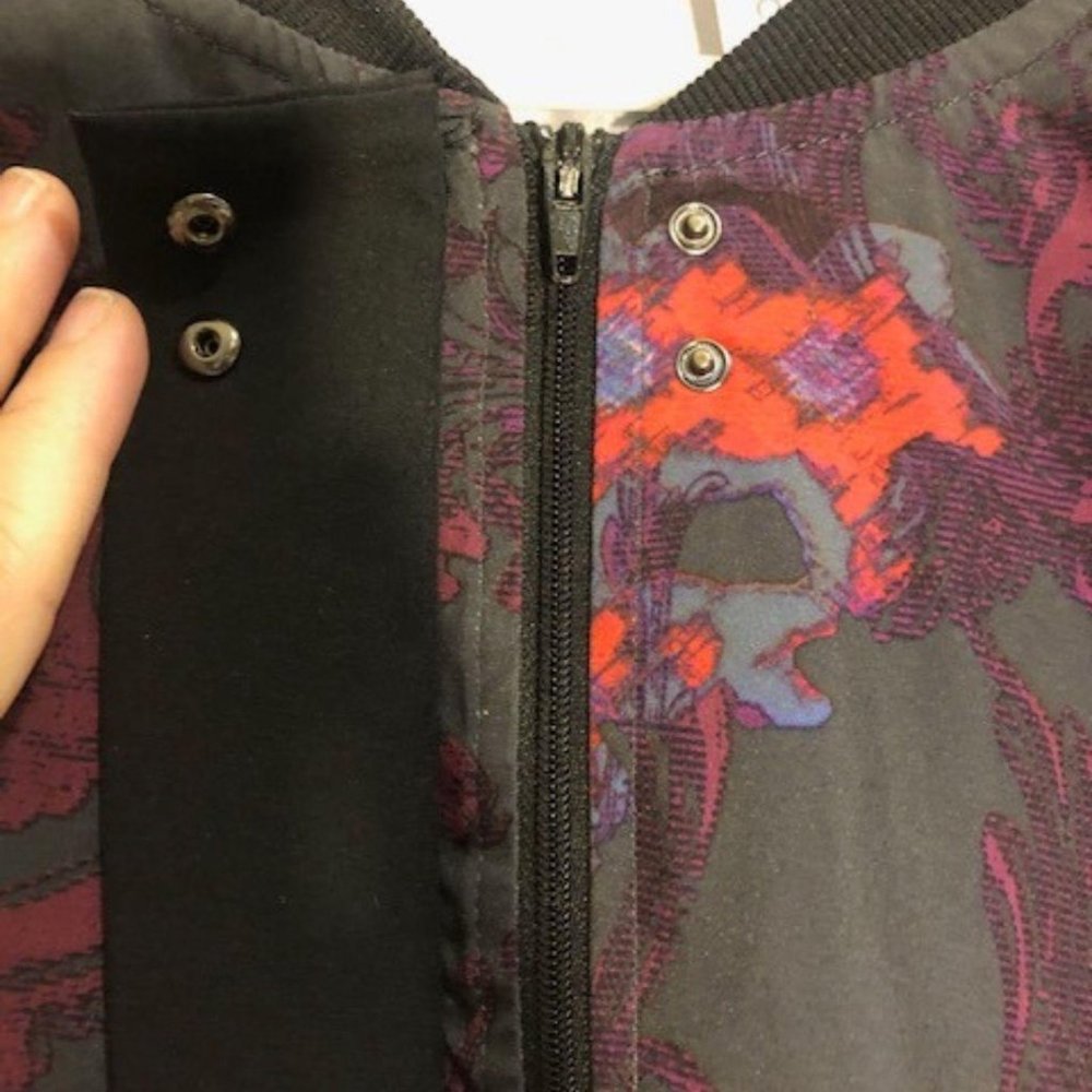 Fabletics Ithaca Bomber Jacket Romantic Floral - image 3